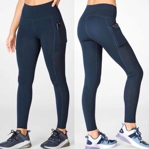 COPY - NWT Fabletics SculptKnit® High-Waisted Pocket Legging in Thunder